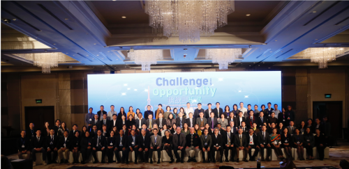 Luenthai Summit 2019 Group Photo